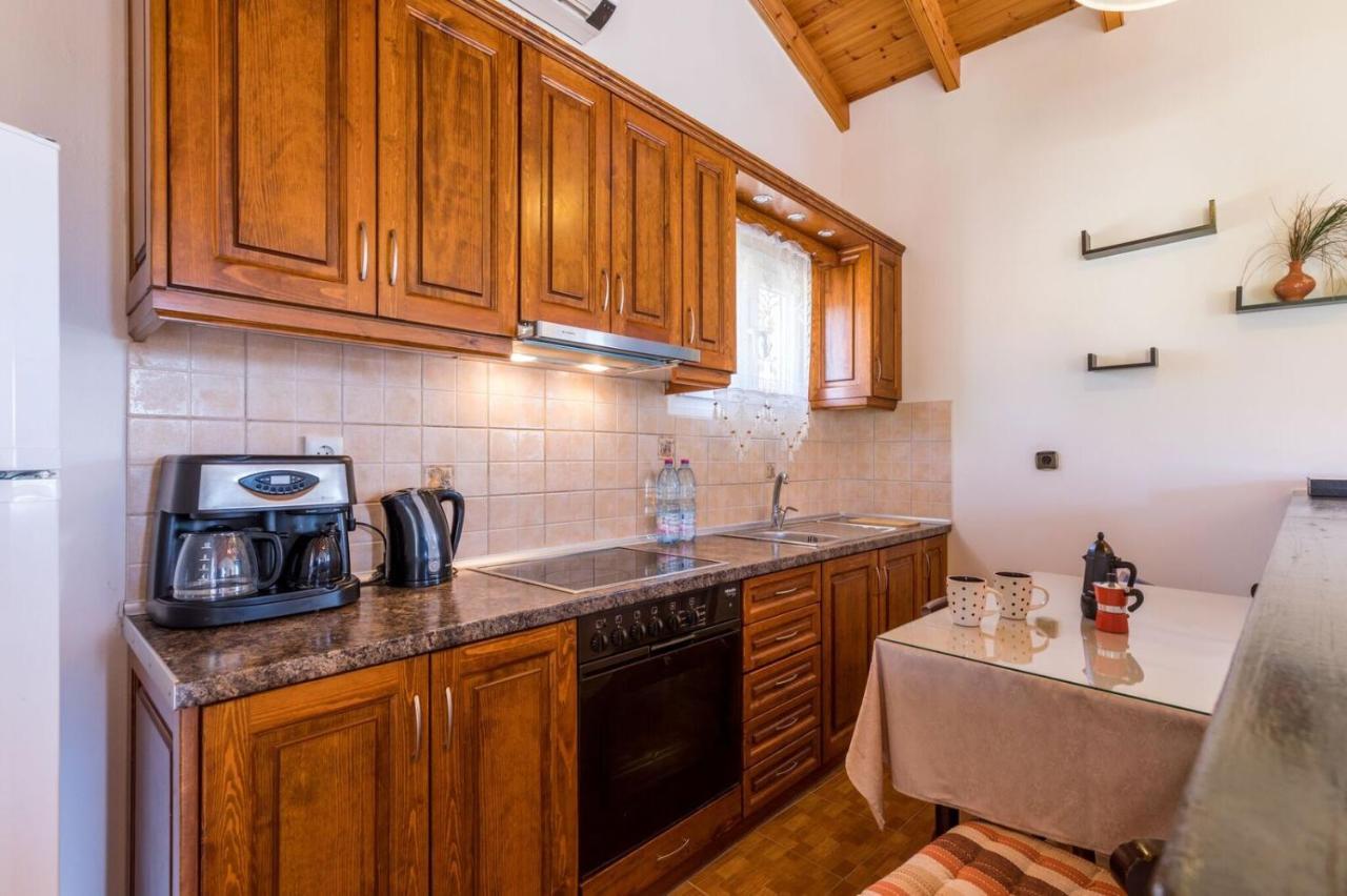 Malotu Resort Sinarades Ngoại thất bức ảnh